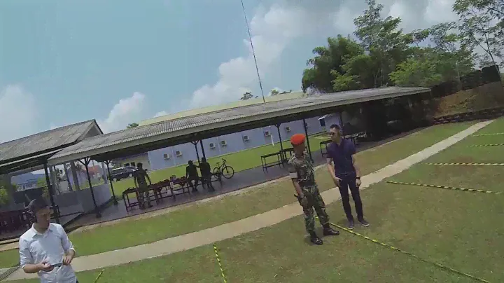 Shooting glock 17 and mp5sd, single shot each